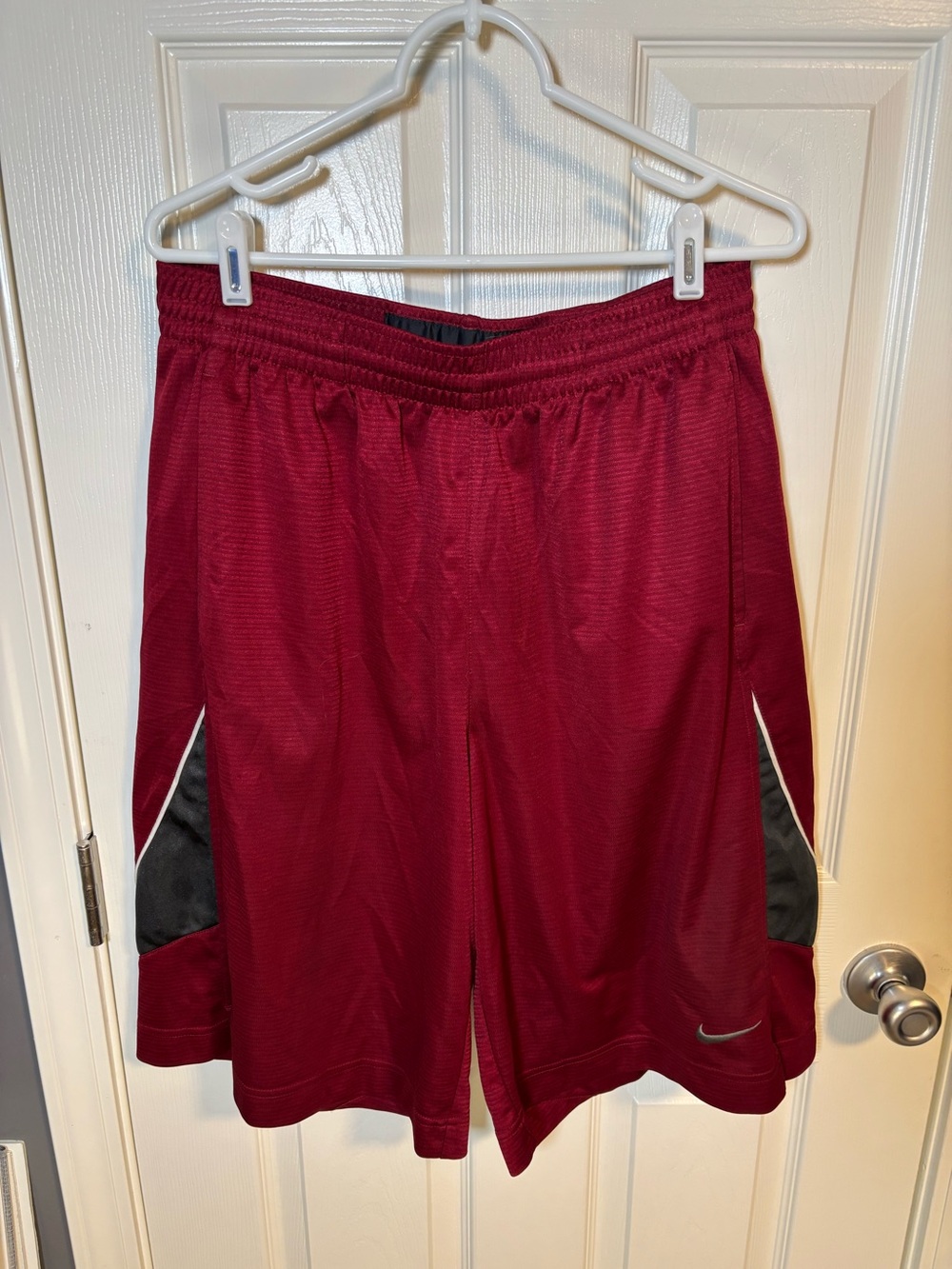 Nike red basketball shorts Size XL